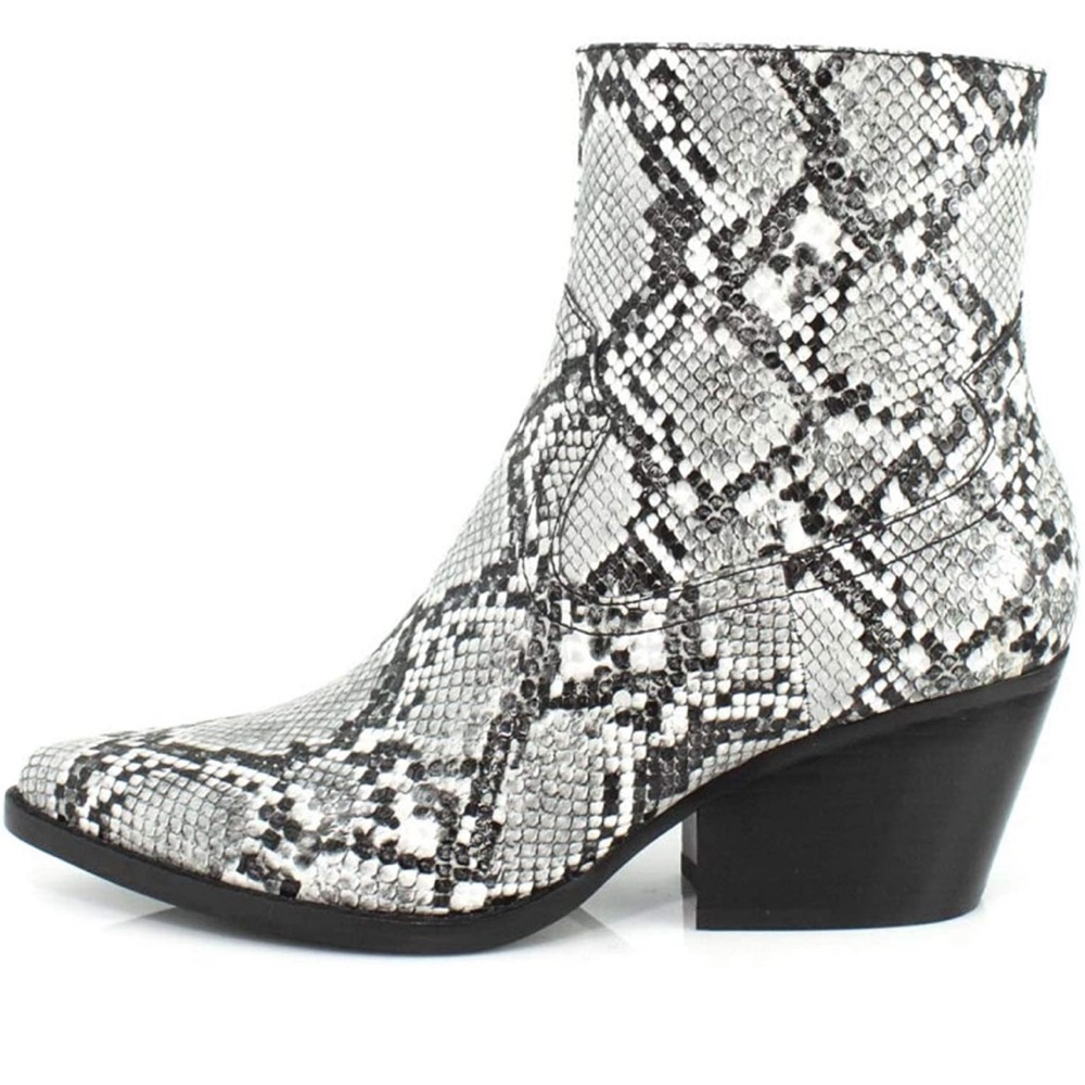 Brand new Jeffrey Campbell Kelam 2 beige snake boots